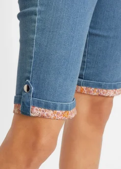 Bermuda en jean avec revers coloré
