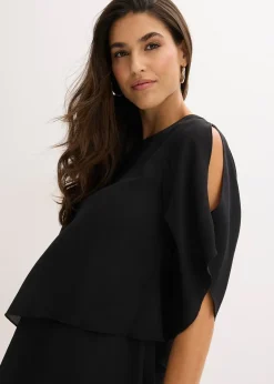 Blouse à pans, look superposé