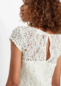 Blouse manches courtes en dentelle