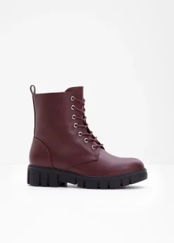 Boots à lacets et semelle crantée