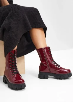Boots à lacets vernies