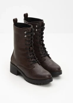 Boots lacées et doublées