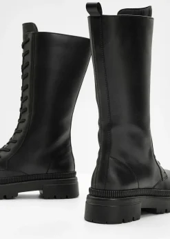 Bottes à lacets