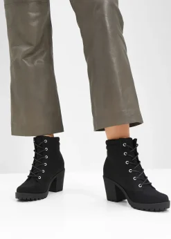Bottines à lacets et talon carré