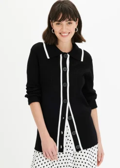Cardigan chic