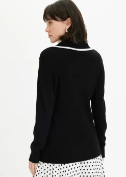 Cardigan chic