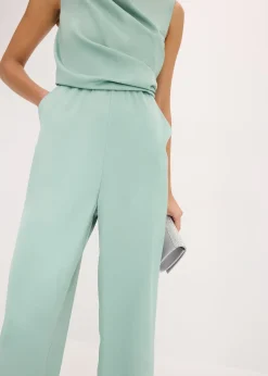 Combinaison en satin brillant
