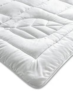 Couette anti-allergies chaude