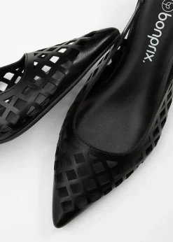 Escarpins slingback perforés