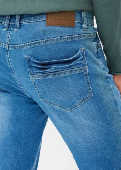 Jean regular, fuselé