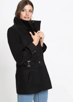 Manteau court, petite stature