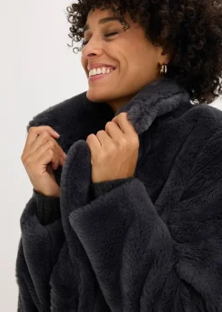 Manteau en peluche
