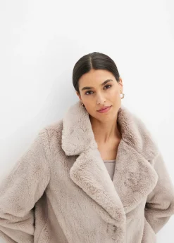 Manteau en peluche