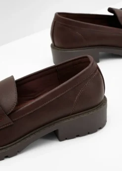 Mocassins à semelle crantée