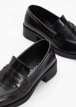 Mocassins à semelle épaisse