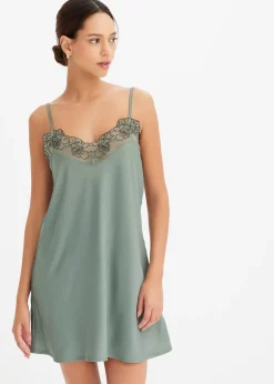 Nuisette en satin avec broderie