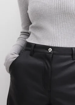 Pantalon enduit