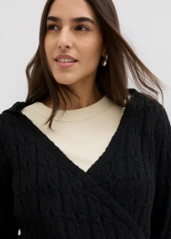 Pull à capuche et base asymétrique