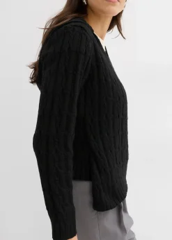 Pull à capuche et base asymétrique