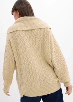 Pull à motif torsadé
