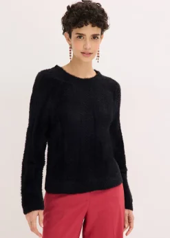 Pull ajouré en maille poilue
