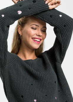 Pull avec broderies