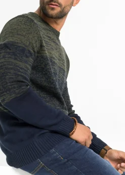 Pull doux en fine maille, coupe ventre confort