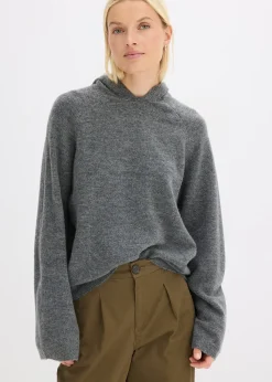 Pull en maille à capuche