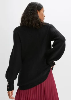 Pull long à boutons