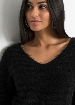 Pull long duveteux