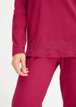 Pyjama avec dentelle