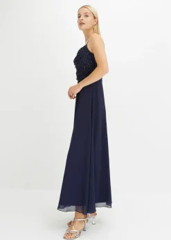 Robe à fines bretelles et haut à sequins brodés
