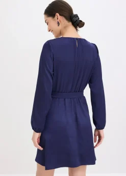 Robe courte