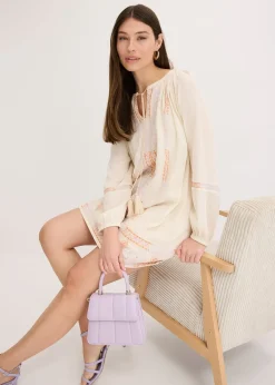 Robe courte
