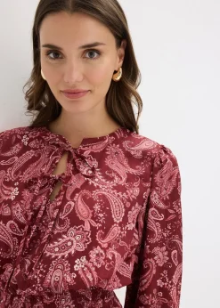 Robe courte en crêpe texturé