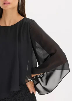 Robe courte en dentelle avec drapé en mousseline