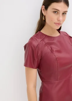 Robe courte enduite