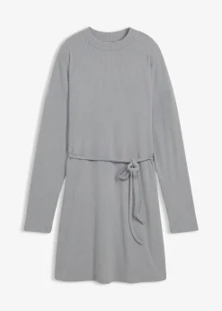 Robe courte et côtelée
