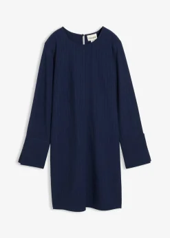 Robe courte et texturée