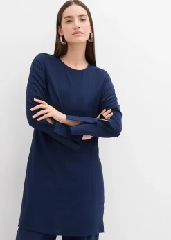 Robe courte et texturée