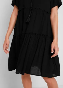 Robe en crépon de viscose, longueur genou, détail encolure
