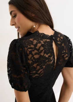 Robe en dentelle