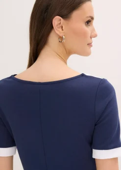 Robe fourreau