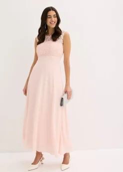 Robe longue avec dentelle