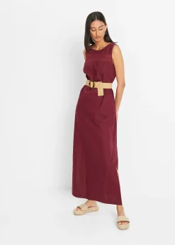 Robe longue avec lin majoritaire, motif ajouré au décolleté et fentes latérales