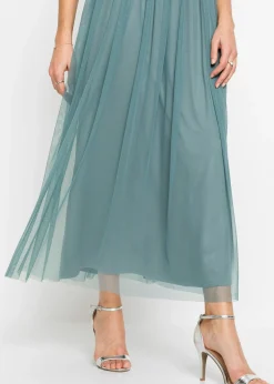 Robe longue brodée de sequins