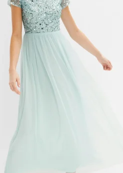 Robe longue brodée de sequins