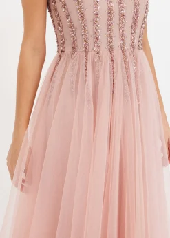 Robe longue en tulle fin avec sequins brodés