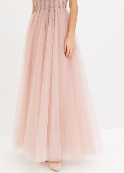 Robe longue en tulle fin avec sequins brodés
