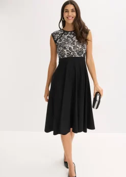 Robe midi avec dentelle